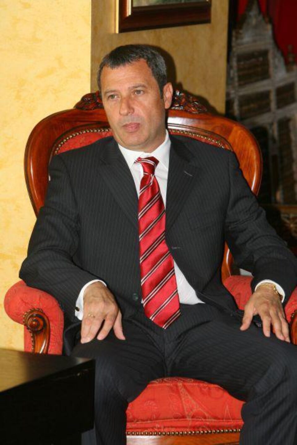 Rednic, atras ca un magnet de banca tehnică a „câinilor”