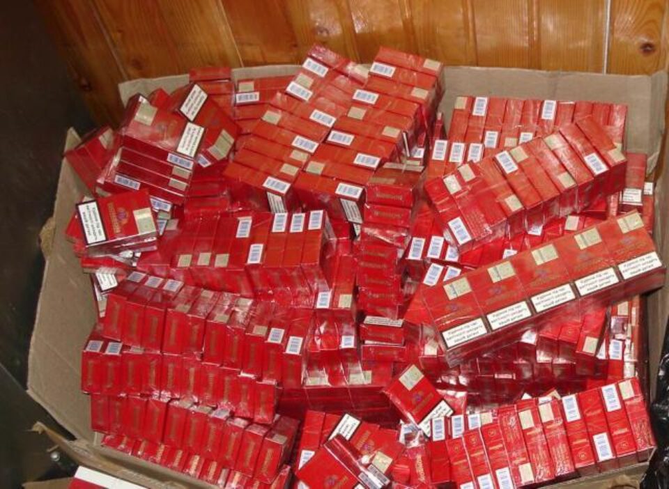 „Achiziționarea țigărilor din bazar, indiferent cu ce scop – vânzare sau coplată la muncitori- reprezintă o verigă în lanțul traficului de țigări” „Achiziționarea țigărilor din bazar, indiferent cu ce scop – vânzare sau coplată la muncitori- reprezintă o verigă în lanțul traficului de țigări”