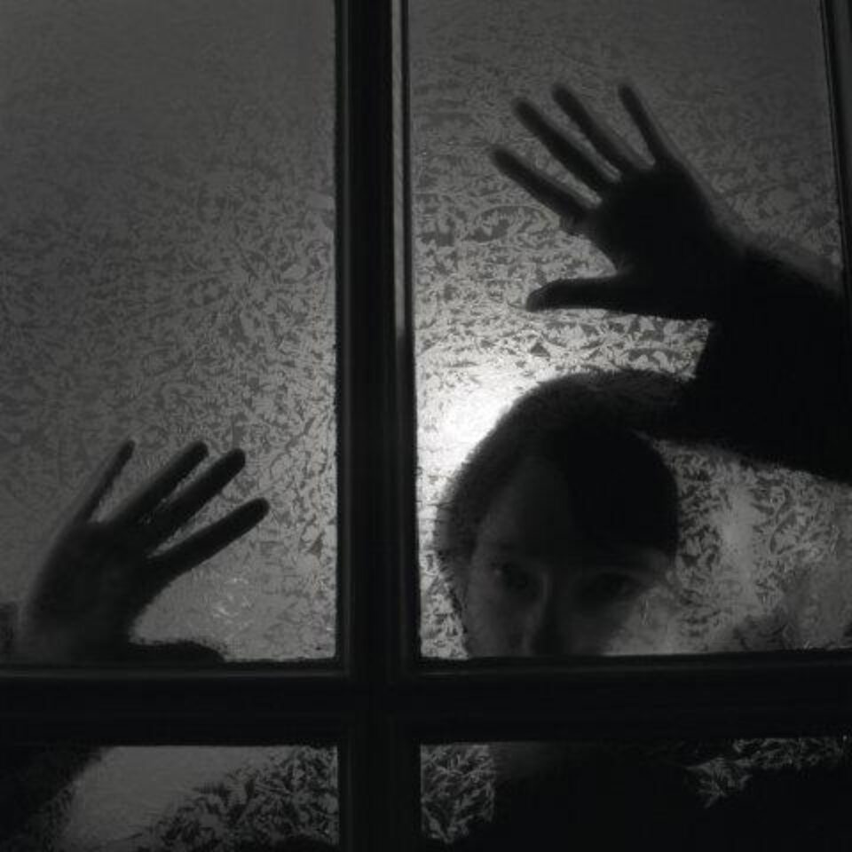 Suicidul reprezintă ultima așa-zisă rezolvare a unei crize care pare fără ieșire
