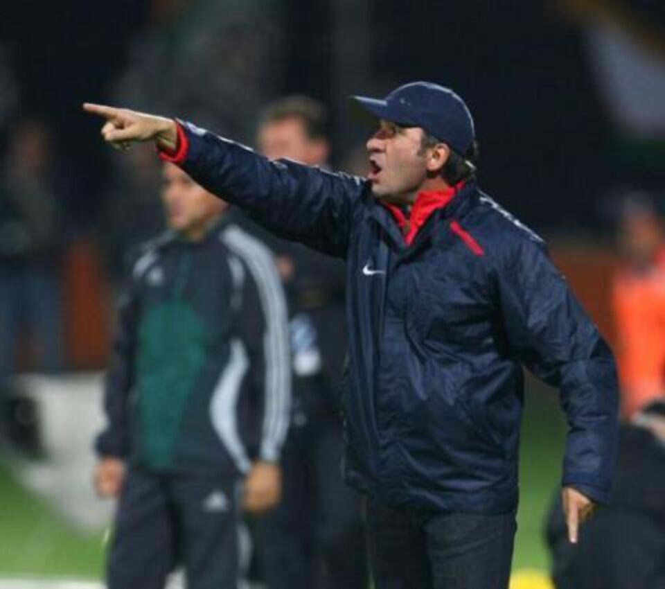 „Este foarte probabil ca Galatasaray să încheie sezonul cu fostul său jucător și antrenor Hagi la conducerea tehnică”