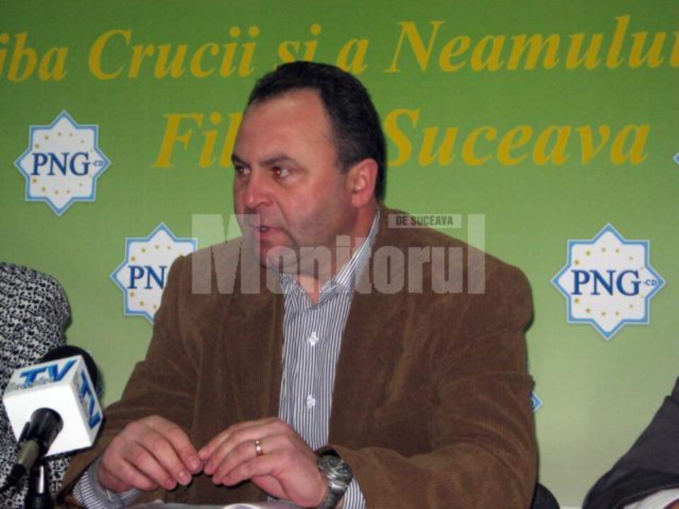 Ghiță Ignătescu: „Să ajungi din Suceava și până în Șcheia, în zona industrială, este un adevărat calvar” Ghiță Ignătescu: „Să ajungi din Suceava și până în Șcheia, în zona industrială, este un adevărat calvar”