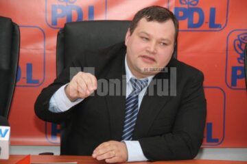 Recompensă: Stolojan duce la Bruxelles 5 tineri din PD-L Suceava