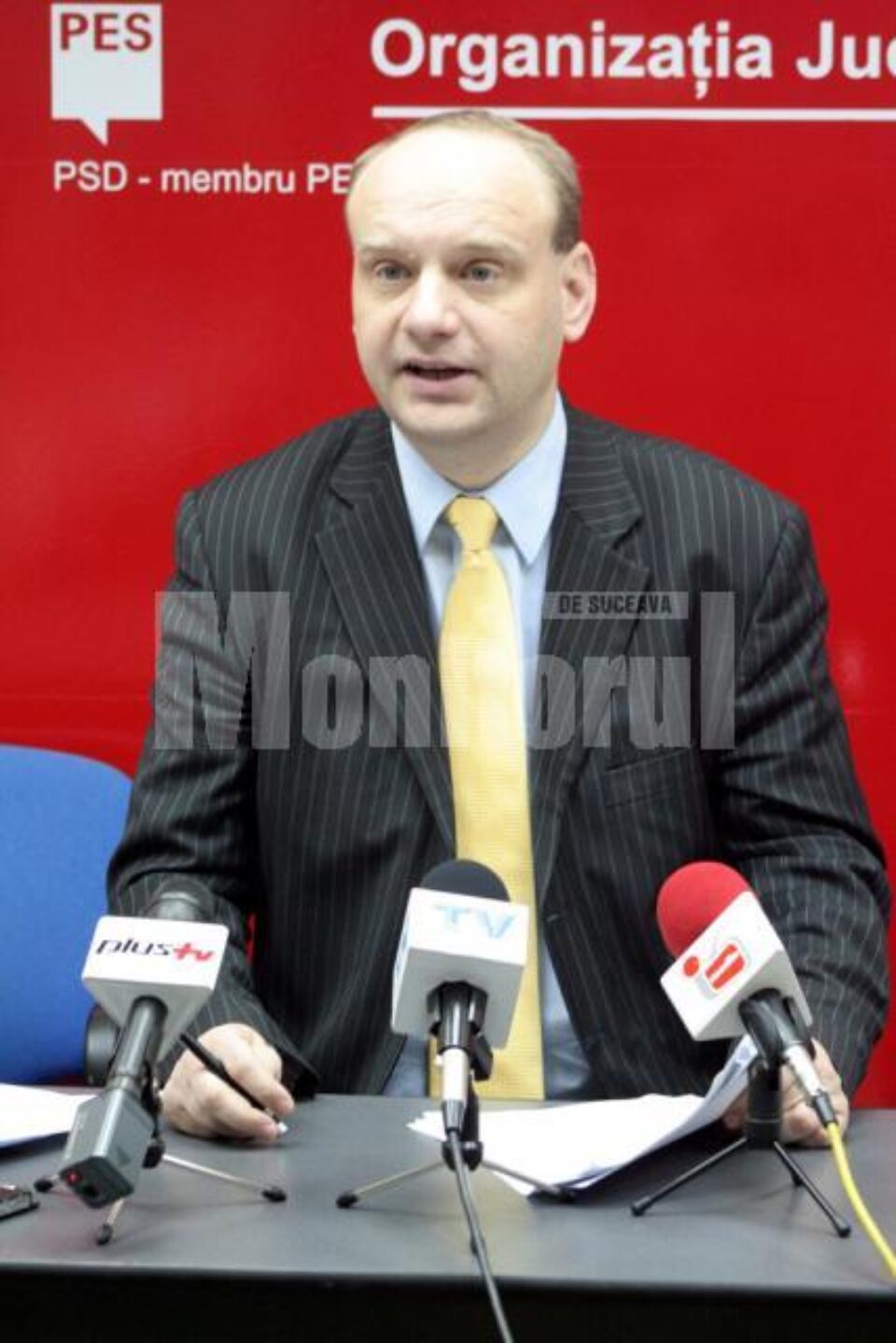 Ovidiu Donțu: „Îi aduc aminte domnului Lungu că alegerile la primar în municipiul Suceava au fost tot timpul uninominale și nu pe liste” Ovidiu Donțu: „Îi aduc aminte domnului Lungu că alegerile la primar în municipiul Suceava au fost tot timpul uninominale și nu pe liste”
