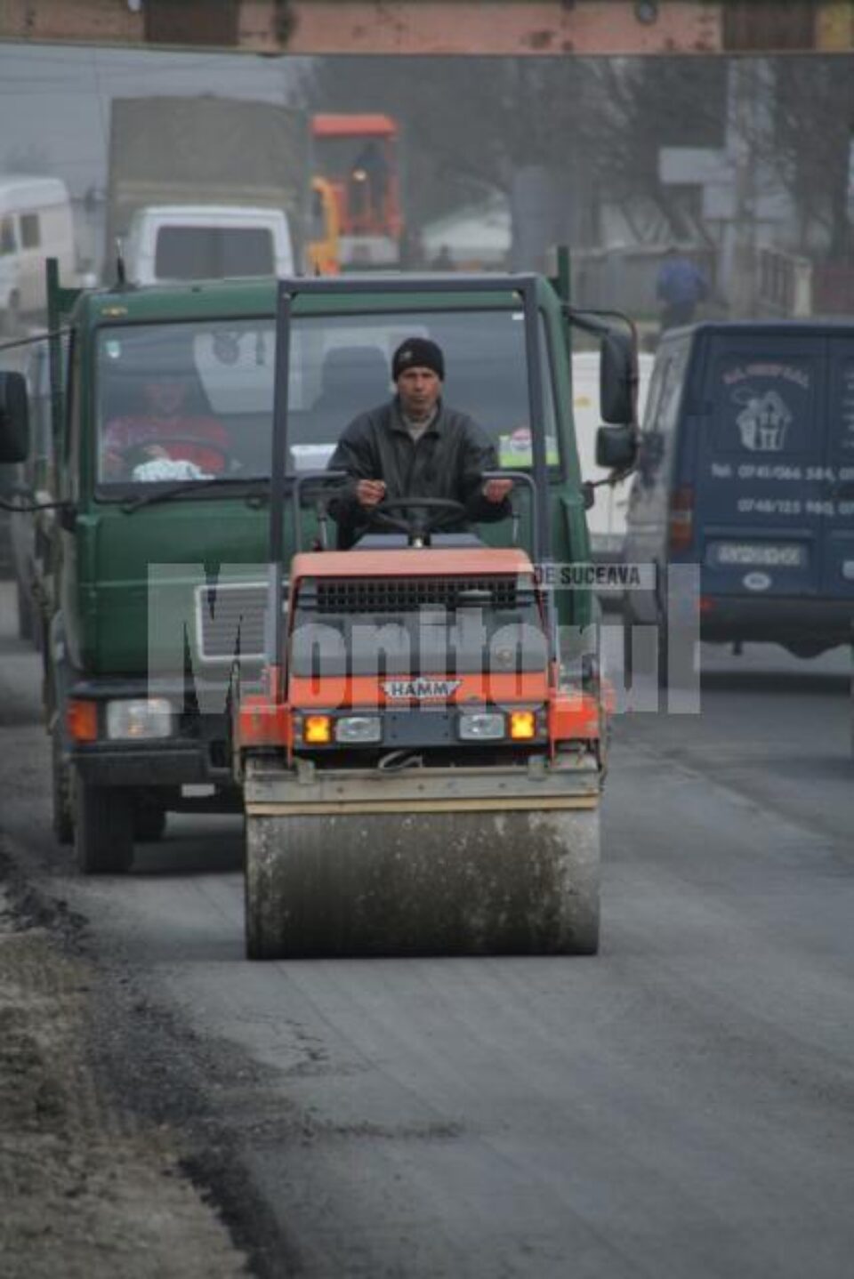 Lucrare provizorie: Drumul de coșmar de la pasarela Șcheia, asfaltat
