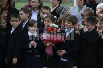 Aniversare: Trei decenii de carte pe băncile Școlii Generale nr. 8