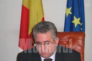 Primarul Lungu a semnat pentru candidatura preotului Mititelu