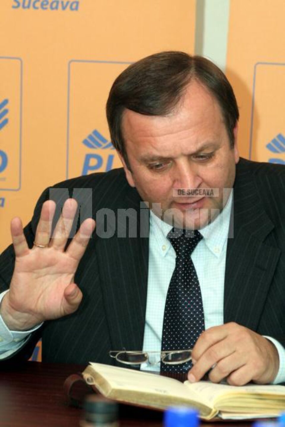 Gheorghe Flutur: „Locotenentul Bejinariu nu are dreptul să vorbească despre politica din Suceava”