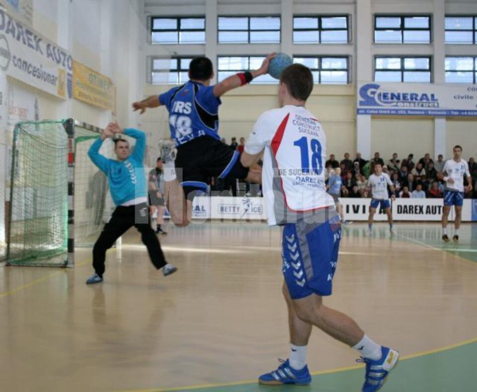 Handbal: Două puncte obligatorii pentru studenți