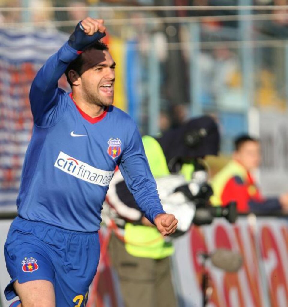 Stelistul Mihăiță Pleșan se bucură după golul marcat în meciul cu Oțelul Galați. FOTO: Constantin VLADESCU - MEDIAFAX Stelistul Mihăiță Pleșan se bucură după golul marcat în meciul cu Oțelul Galați. FOTO: Constantin VLADESCU - MEDIAFAX