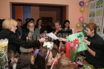 Competiție: Concursul zonal pentru preșcolari „Penelul fermecat” și-a desemnat câștigătorii