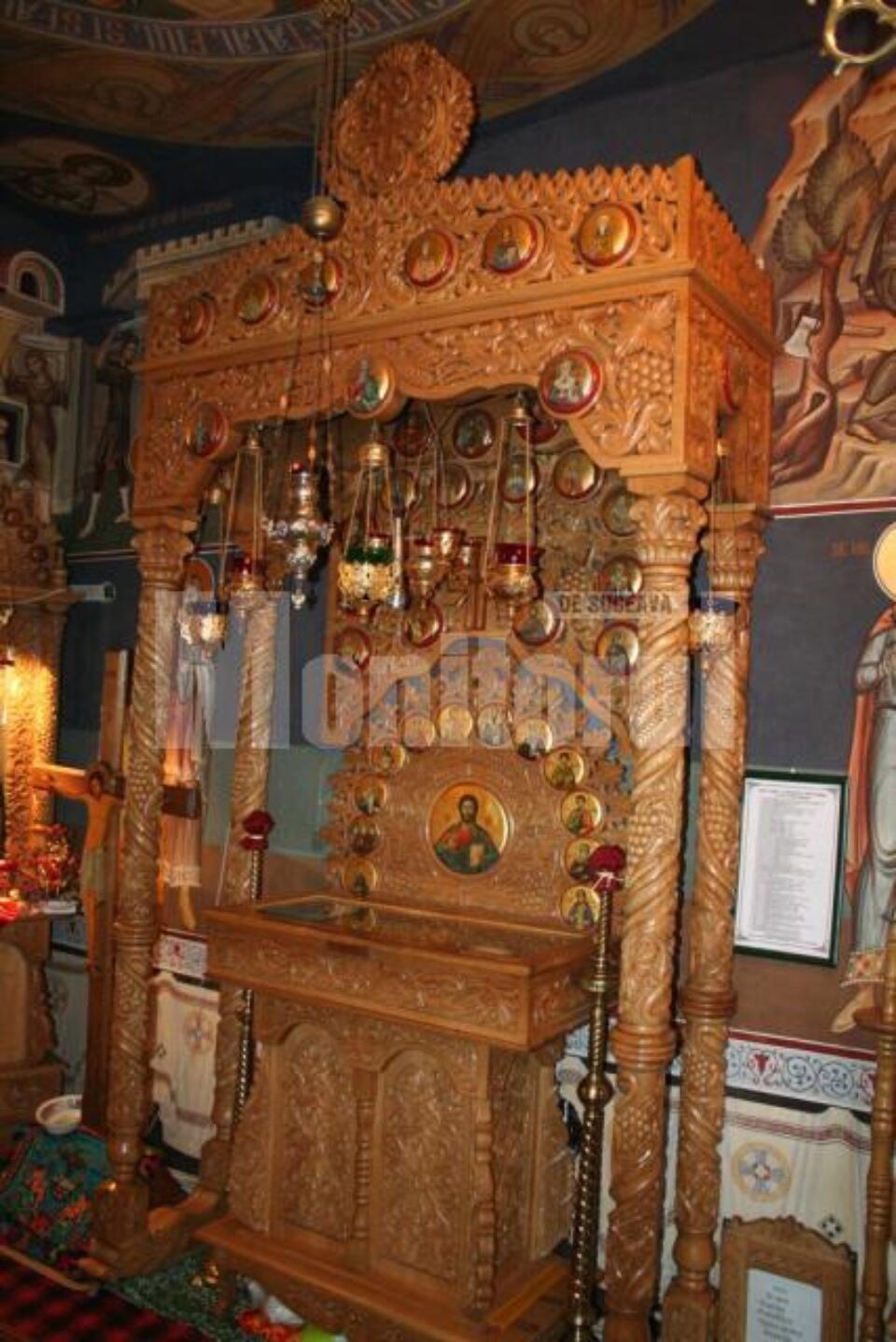 Biserica „Sf. Nicolae” din curtea Spitalului vechi sărbătorește astăzi al doilea Hram