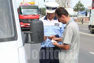 Zeci de permise de conducere suspendate, de 1 Mai, pe litoral