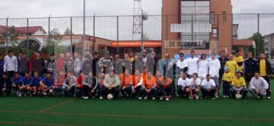 Fotbal: Zece organizații de tineret s-au întrecut în teren la Cupa Tineretului