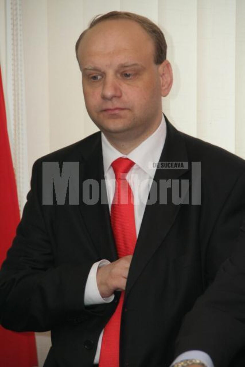 Edilitar: PSD îi impută lui Lungu asfaltările ieftine și proaste