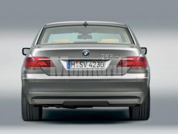BMW expune noua Serie 7 în orașul iubirii