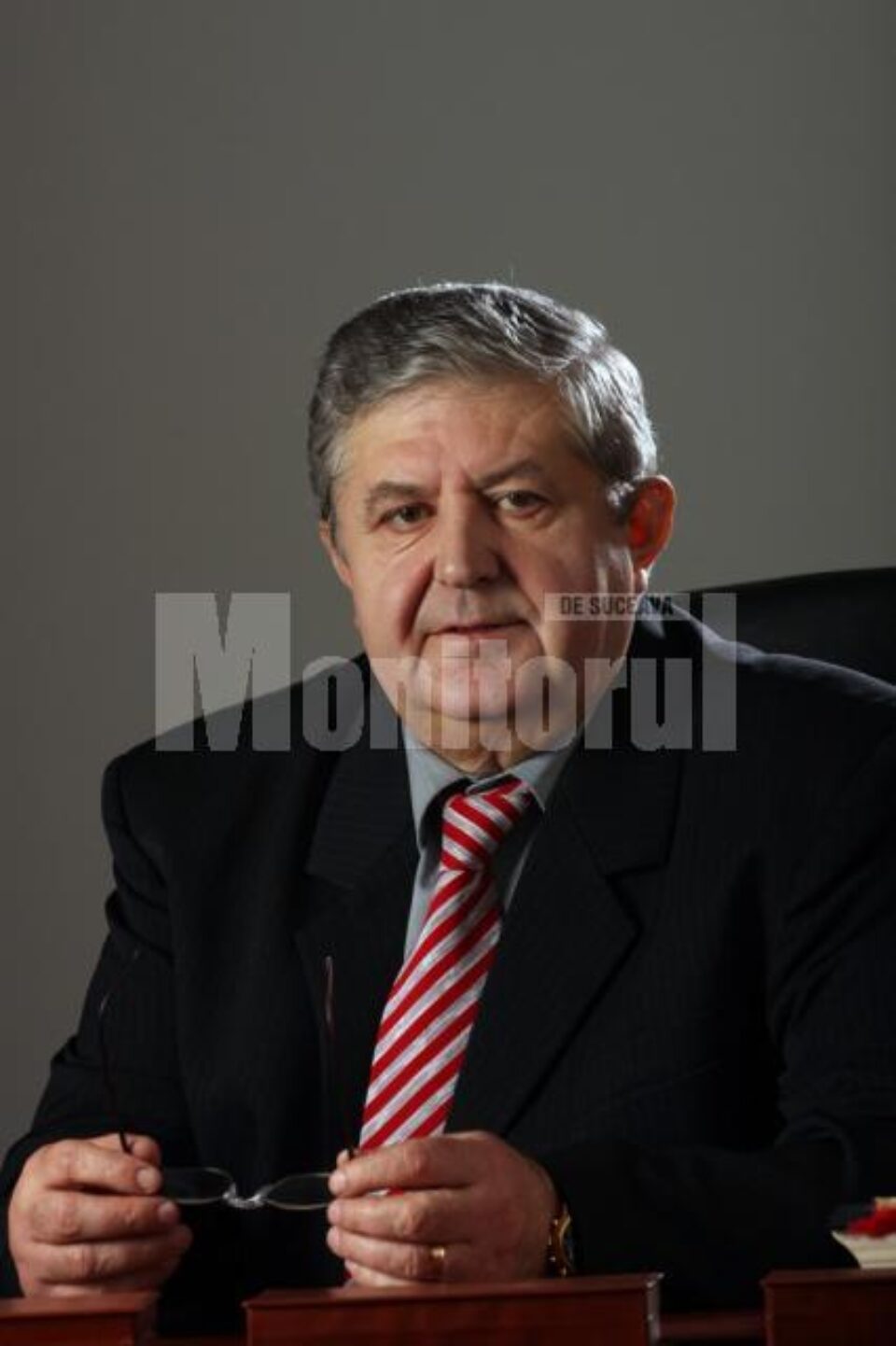 Gavril Mîrza: „Am rămas surprins să aud că la Moldovița, cei de la PD-L susțin că un drum județean a fost construit de Gheorghe Flutur” Gavril Mîrza: „Am rămas surprins să aud că la Moldovița, cei de la PD-L susțin că un drum județean a fost construit de Gheorghe Flutur”