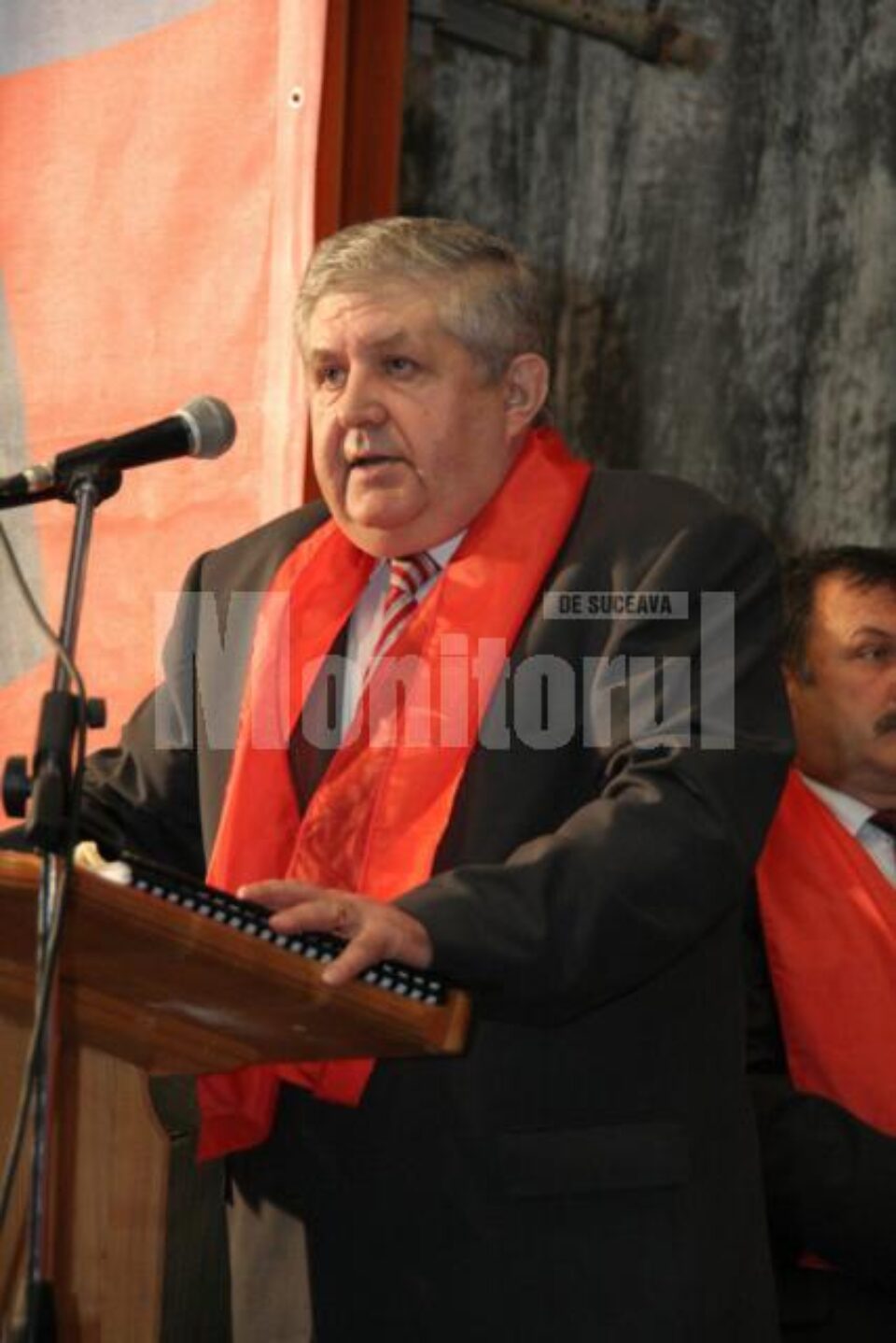 Apartenență comună: Mîrza îi transmite lui Flutur că și el îi datorează lui Iliescu cariera lui politică