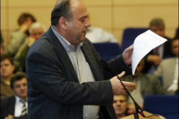 Sforarul Pinalti, aproape de a-și ține din nou echipa retrogradată pe teren în prima ligă