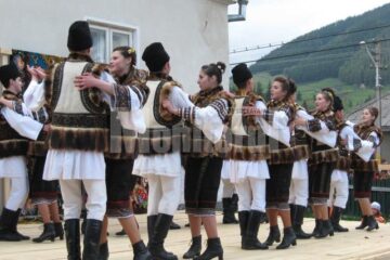 Pojorâta: Festivalul „Comori de suflet românesc”, ediția a V-a