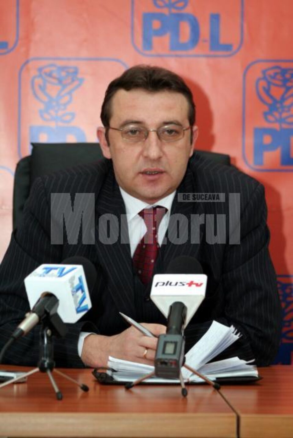 Romică Andreica: „Este un exemplu clar de folosire a banilor primăriei pentru campanie electorală” Romică Andreica: „Este un exemplu clar de folosire a banilor primăriei pentru campanie electorală”