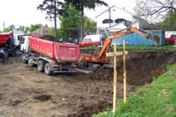 în Fălticeni: În șantier, bloc ANL, sală de sport și grădiniță