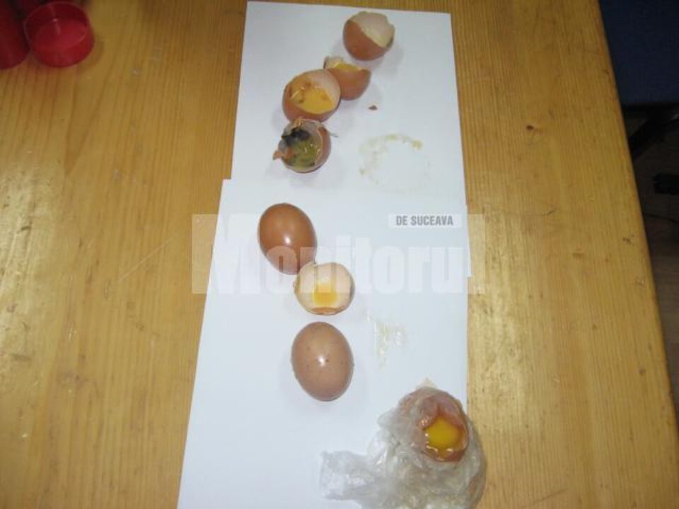 Ouăle stricate cumpărate de femeie