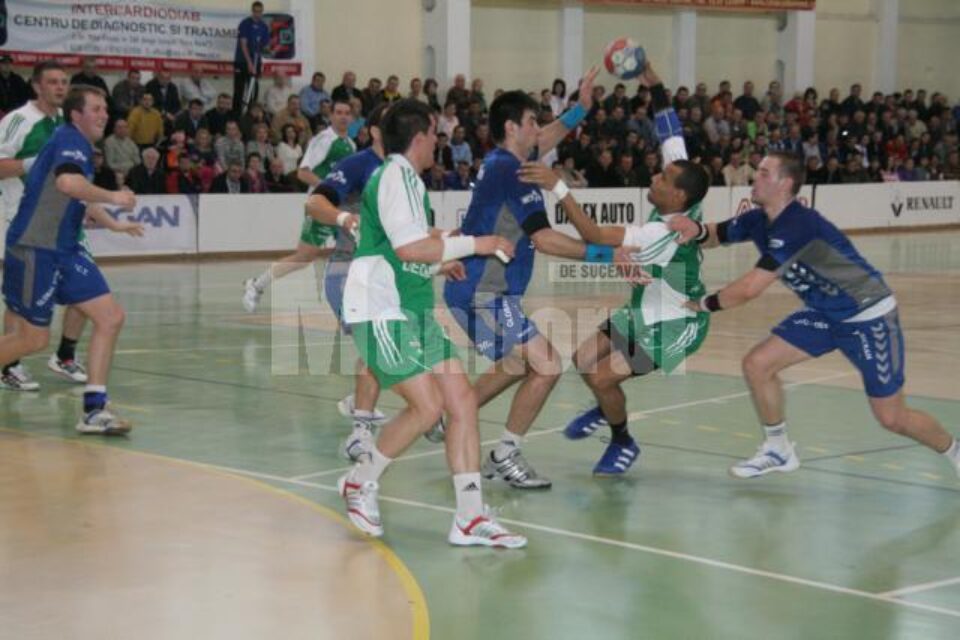 Handbaliștii suceveni și băcăuani au oferit un meci dramatic în sferturile Cupei României