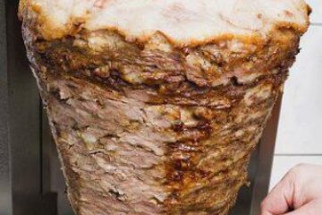 O porție de kebab poate conține și 200 de mililitri de ulei Foto: FOODCOLLECTION