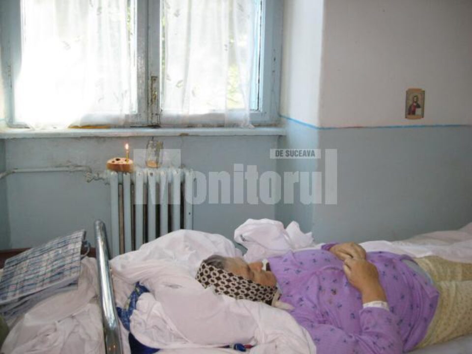 Speranța Vararua murit în salonul în care se mai aflau alte 9 bolnave, dar mai bine de 10 ore nici un cadru sanitar nu a mutat cadavrul Speranța Vararua murit în salonul în care se mai aflau alte 9 bolnave, dar mai bine de 10 ore nici un cadru sanitar nu a mutat cadavrul