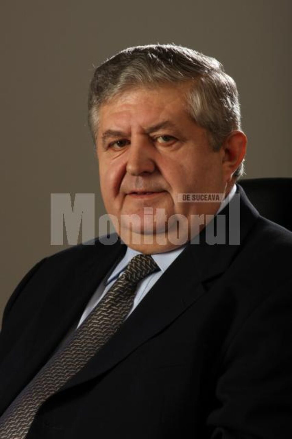 Gavril Mîrza: „I-au cuplat pentru a scoate o fițuică de opt pagini în 60.000 de exemplare, împotriva lui Mîrza” Gavril Mîrza: „I-au cuplat pentru a scoate o fițuică de opt pagini în 60.000 de exemplare, împotriva lui Mîrza”