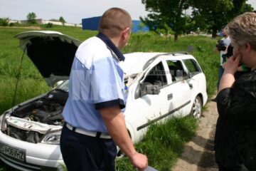 Autoturismul Opel a ieșit cel mai șifonat după tamponare