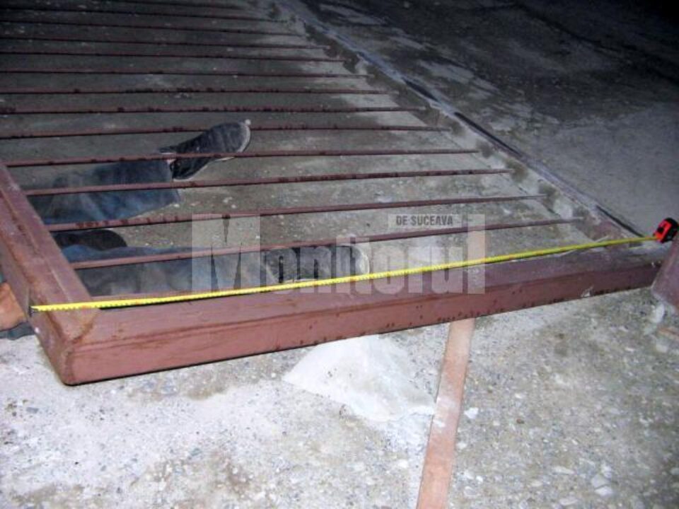 Ioan Ștefancu a fost găsit strivit sub poarta metalică