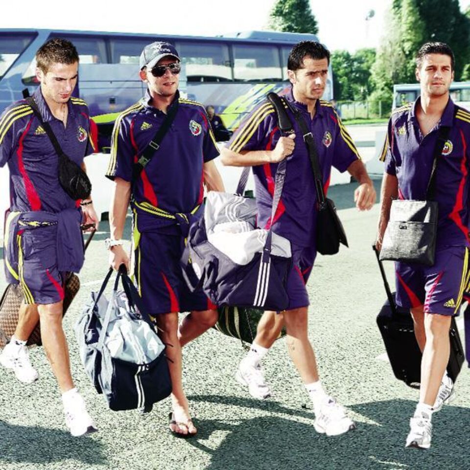 Dacă vor avea succes la Euro, jucătorii României se vor întoarce acasă și cu valiza de bani