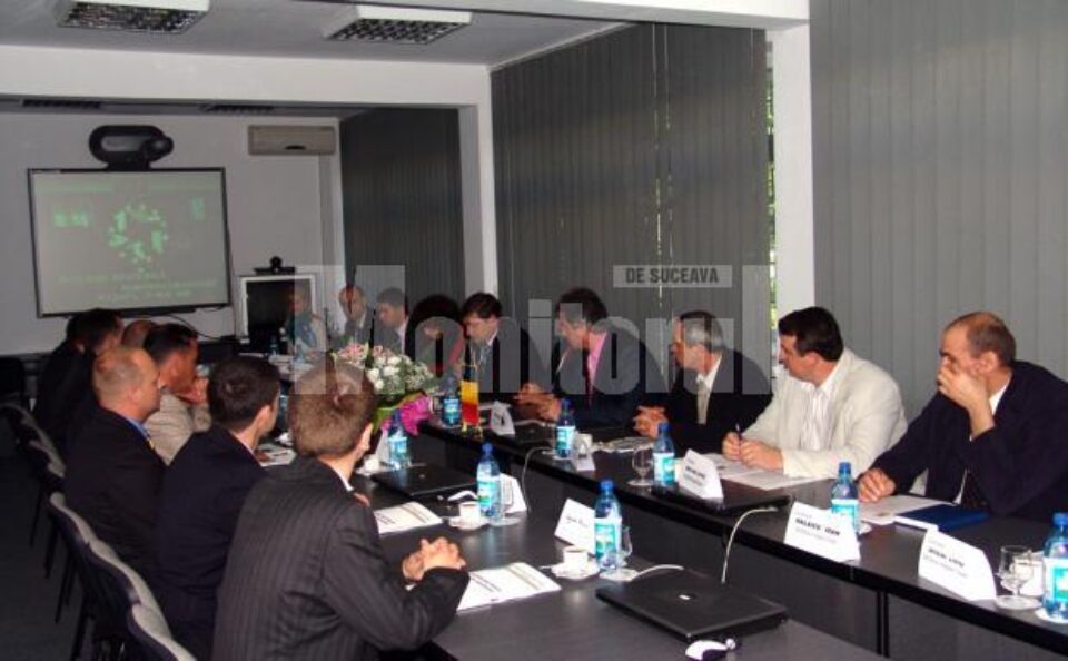 Întâlnire: Delegație a Miliției Regiunii Cernăuți, în vizită la IPJ Suceava