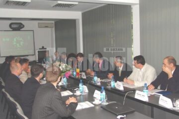 Polițiștii suceveni și milițienii din zona Cernăuți vor face schimb de date și informații