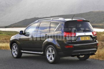 Peugeot 4007 2008