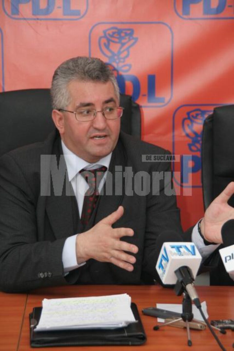 Atac: Lungu a strâns trei dosare cu „miniciunile lui Donțu”