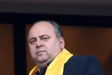 Pinalti a primit o grea lovitură de imagine chiar înaintea alegerilor