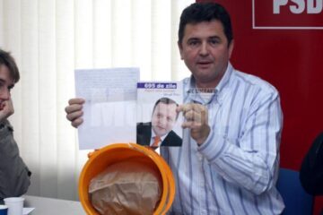 Eugen Bejinariu: „Ieri, dădea găleți cu făină pentru a obține voturi”