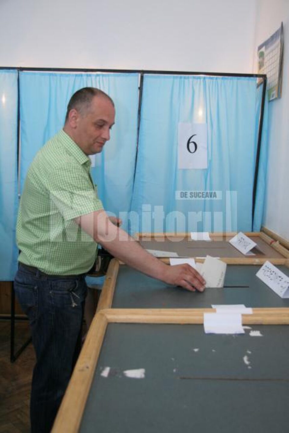 Alexandru Băișanu: „Votul este foarte important pentru cei care ne dorim un viitor mai bun” Alexandru Băișanu: „Votul este foarte important pentru cei care ne dorim un viitor mai bun”
