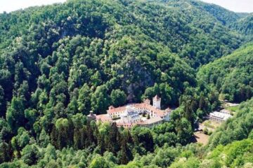 Loc de pelerinaj: Mănăstirea Tismana (II)