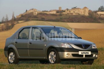 Dacia Logan 2004