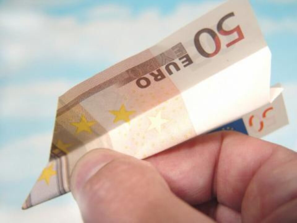 Reprezentanții BNR au avertizat că este posibilă o supraîncălzire a economiei. Foto: PROFIMEDIA