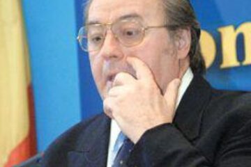 Corneliu Vadim Tudor: "Zi de zi ies la iveală tot mai multe fraude”