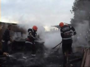 Incendiu: Pagube de 20.000 de lei, din cauza unui scurtcircuit electric