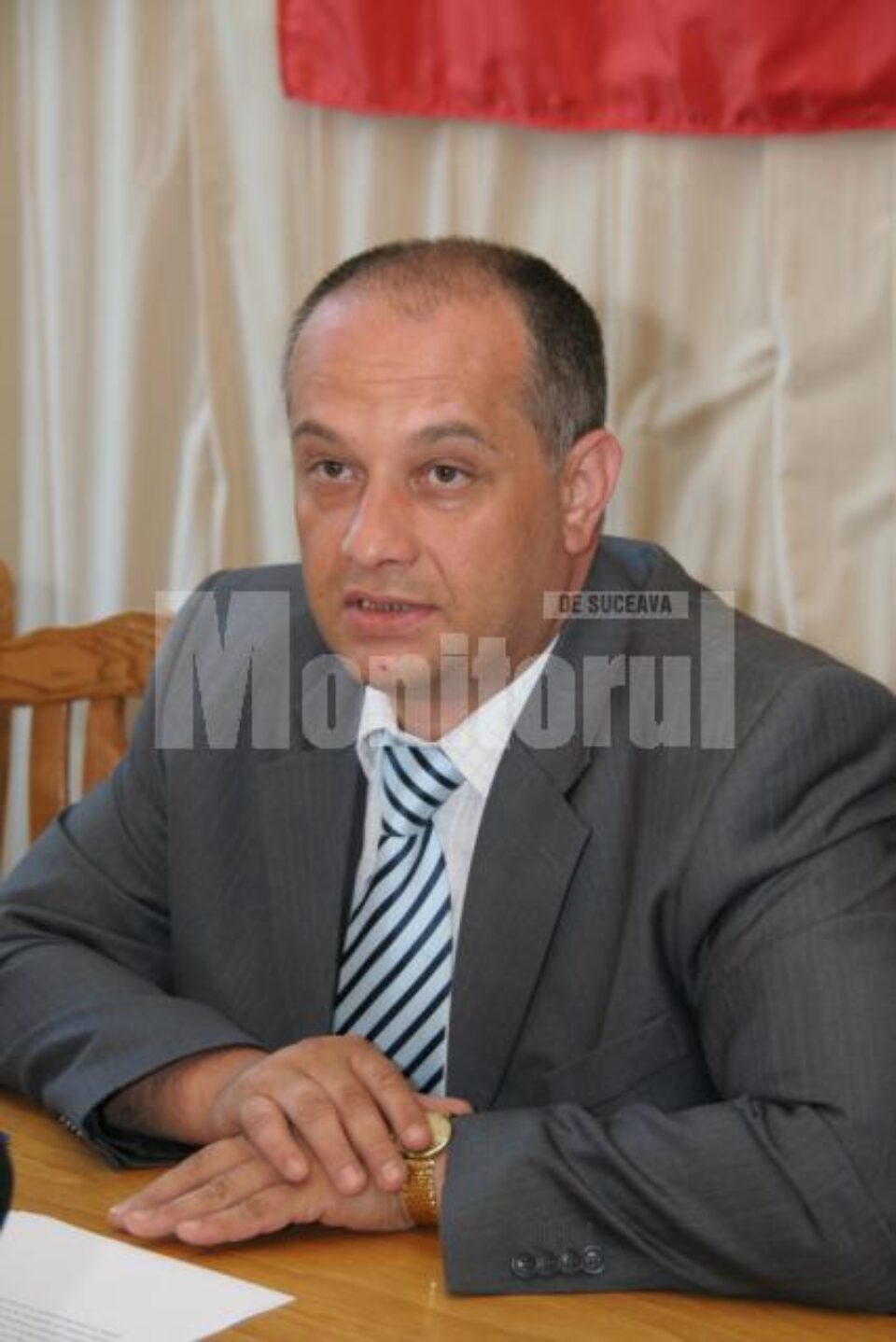 Prefectură: Noii primari aleși trebuie să urgenteze retrocedarea terenurilor