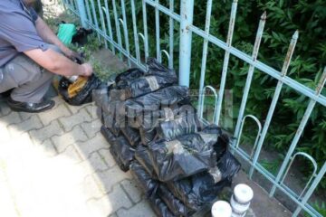 Droguri și obiecte cu însemne naziste au fost descoperite în trenul Moscova-Sofia