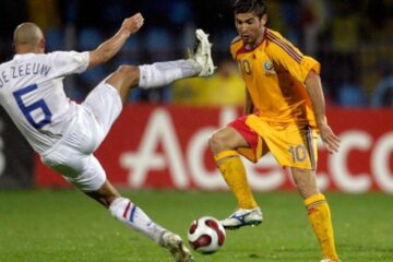 Ultima întâlnire oficială cu Olanda ne-a adus calificarea la Euro 2008 Ultima întâlnire oficială cu Olanda ne-a adus calificarea la Euro 2008