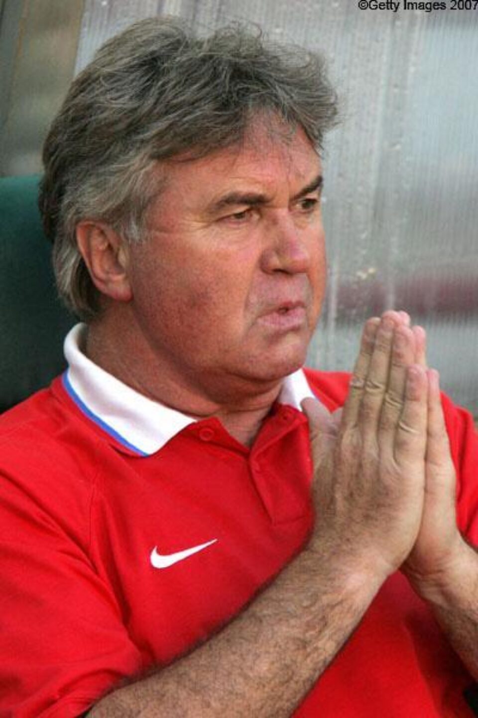 Guus Hiddink se roagă pentru calificarea Rusiei