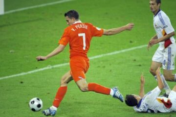România și-a văzut lungul nasului în meciul cu Olanda